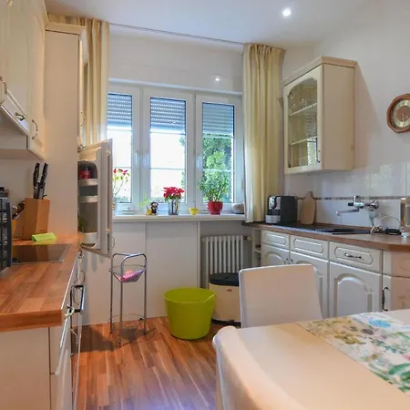 2 Bedroom Lovely Home In Berlin Exterior photo